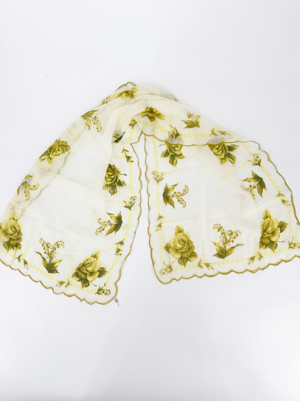 (2) Vintage Scarves Roses Floral - Picture 5 of 7